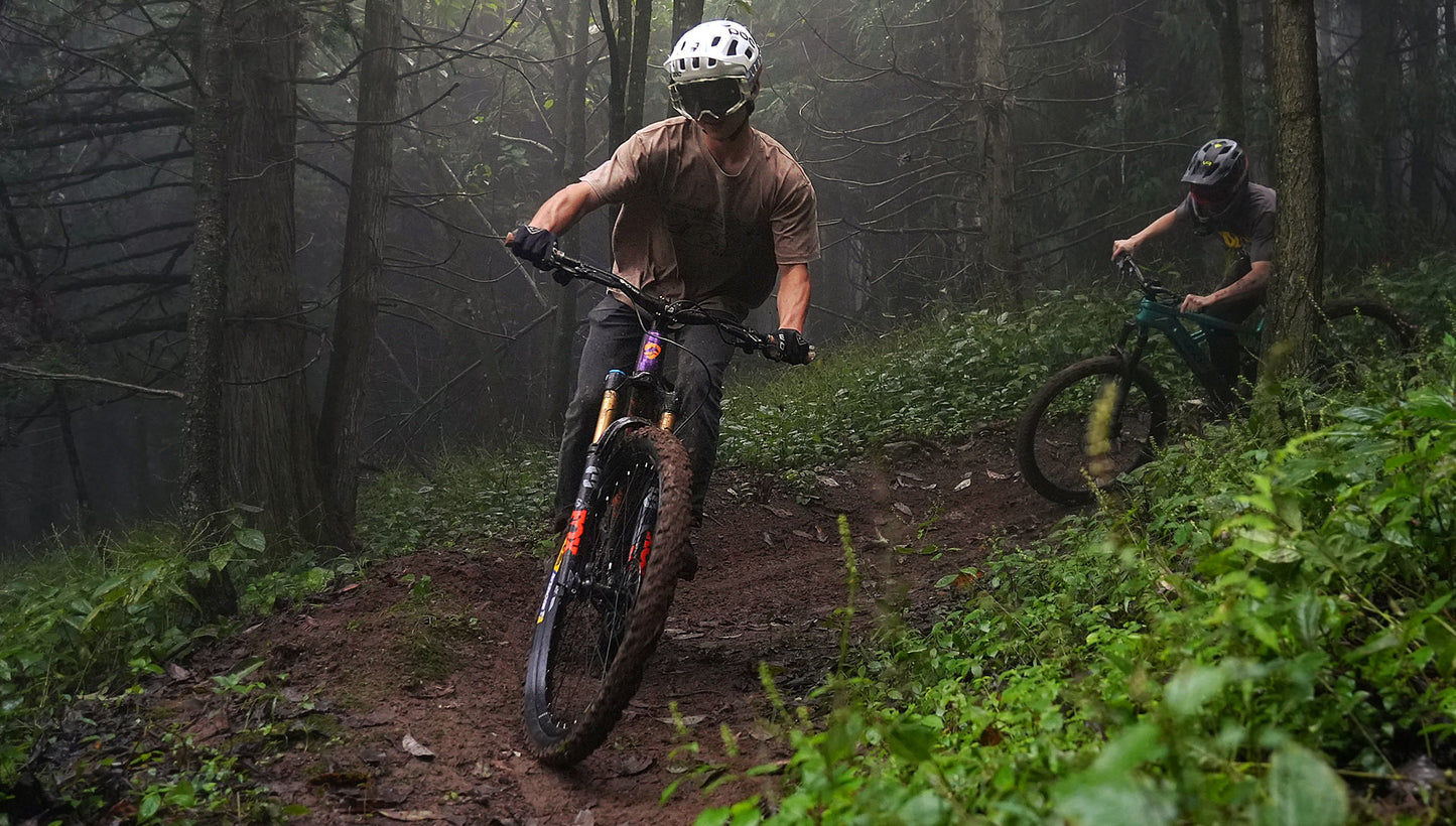 Leichten Apexflux Summit Mid-Drive Electric Mountain Bike (374Wh 19.2KG)